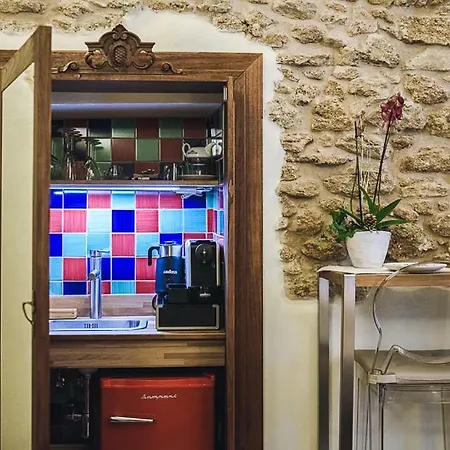 Oda ve Kahvaltı Sacratum 4*