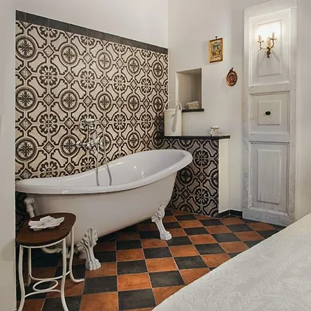 Oda ve Kahvaltı Sacratum 4*